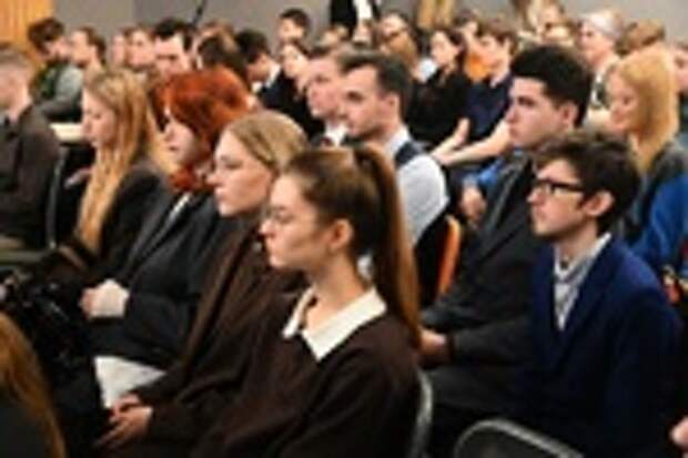 В Барнауле состоялся первый форум для молодежи 