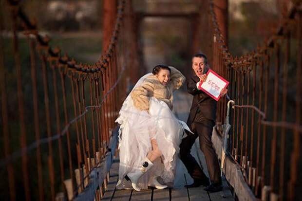 Подборка экстравагантных свадебных фотографий (26 фото)