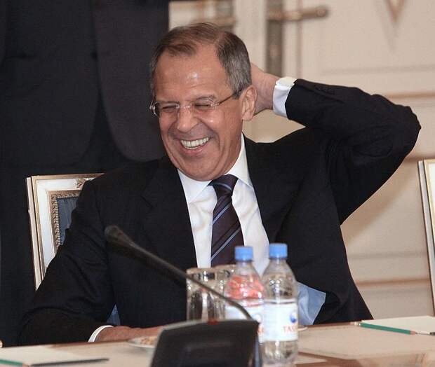 Сергей Лавров, Министр иностранных дел Российской Федерации (смеется). Источник изображения: 