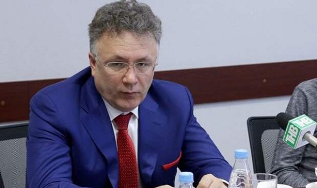 Депутат сравнил с «безмозглыми баранами» россиян, выступающих против принудительной вакцинации