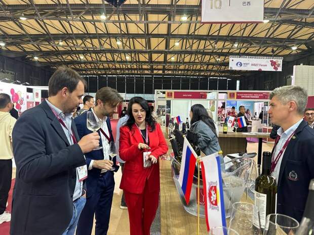 Немецкие соорганизаторы международной выставки «ProWine China-2023» пытались воспрепятствовать участию крымских производителей, но Крым все равно громко прозвучал на одном из крупнейших в мире винных