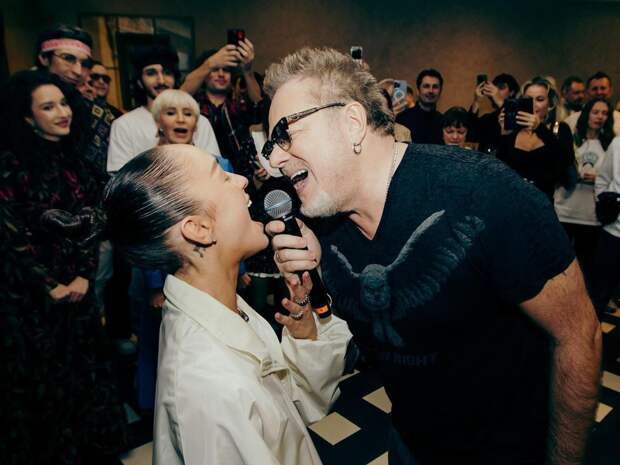 Влюбленные Краймбрери и Дава, танцы Подольской и Преснякова: вечеринка Velvet