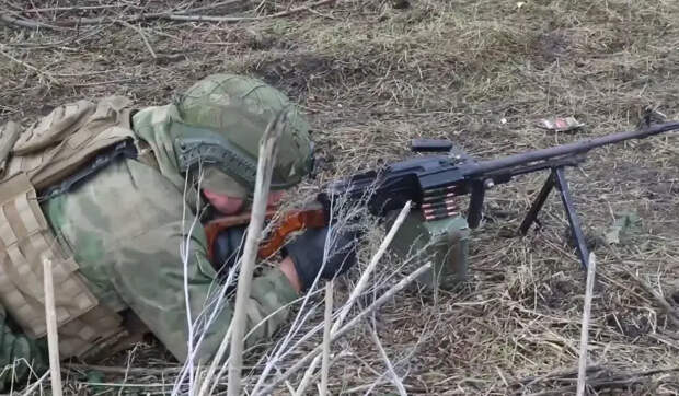 ВС РФ взяли под огневой контроль дорогу Тоненькое-Авдеевка и способны создать второе кольцо окружения для противника в укрепрайоне «Зенит»