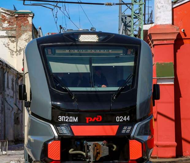Дети из Томска будут ездить на поездах в Новосибирск и Новокузнецк со скидкой в полцены билета