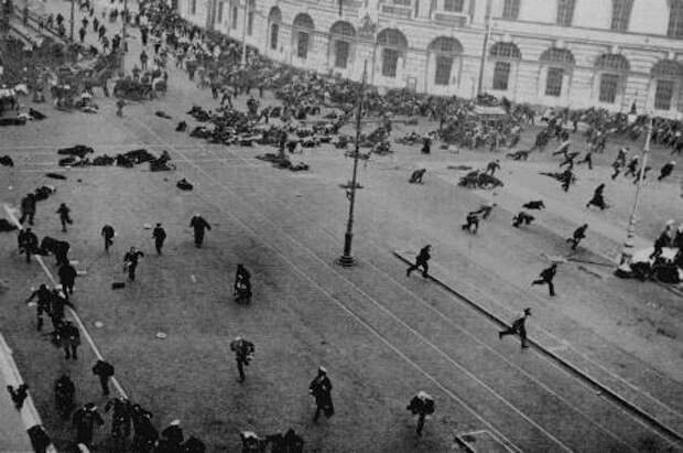19170704_Riot_on_Nevsky_prosp_Petrograd