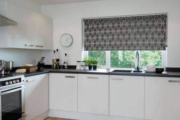 b2ap3_thumbnail_Aspect-Blinds-Rollers-002.jpg