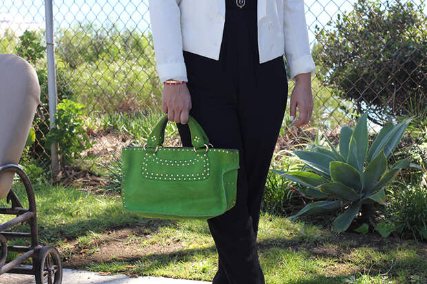 Rossana Vanoni jumpsuit and green bag