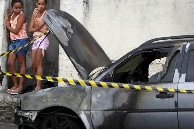 Забавные законы для автолюбителей по всему свету