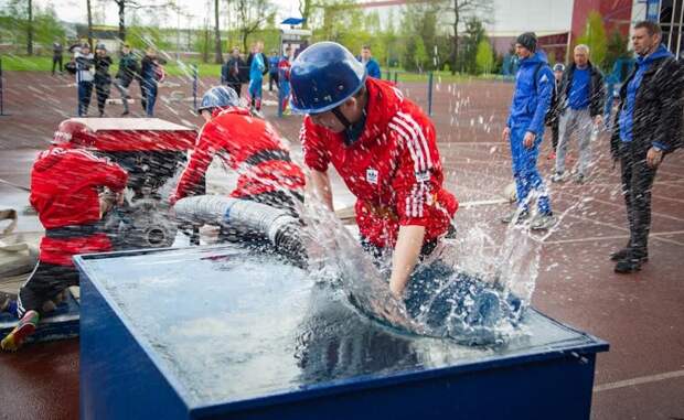 Завершились Чемпионат и Первенство Москвы по пожарно-спасательному спорту