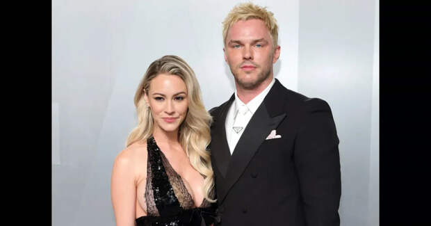 "Это грудь кормящей матери". Жена Николаса Холта ответила хейтерам, которые раскритиковали её внешность