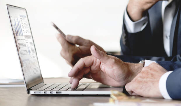 Опрос показал связанные с работой опасения россиян