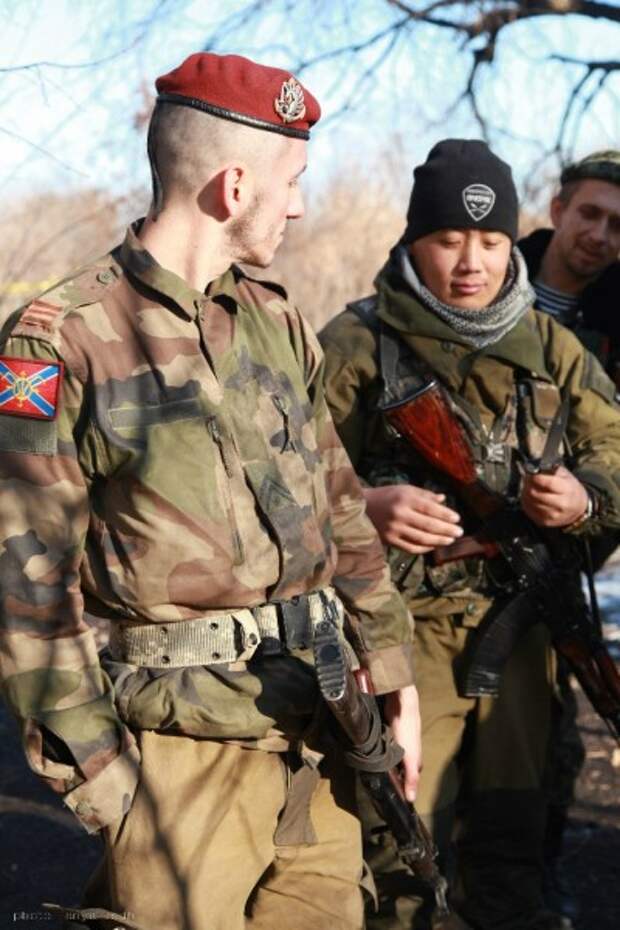 Добровольцы Новороссии