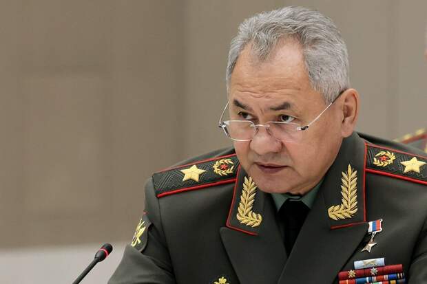 Шойгу дал приказ отвести войска для обороны на левом берегу Днепра