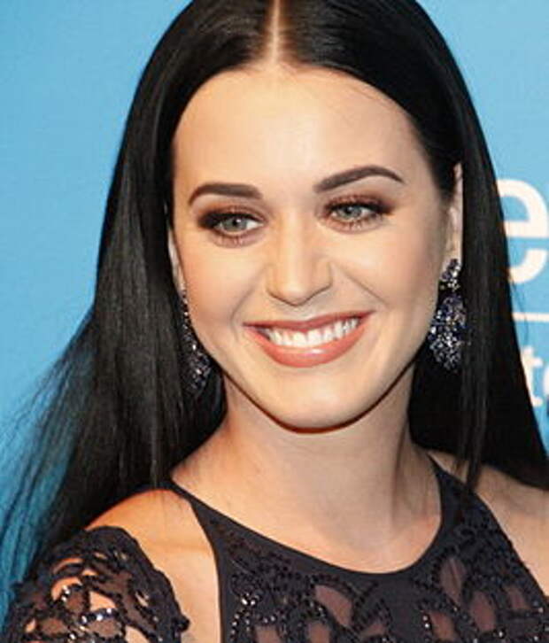 Katy Perry UNICEF 2012.jpg