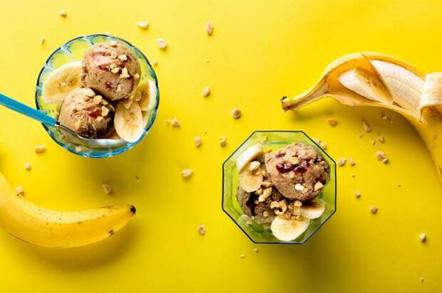 Банановое мороженое. \ Фото: epicurious.com.