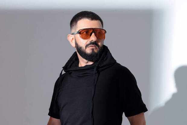 РЕН ТВ: кинокомпания Галустяна перевела более миллиона рублей мошенникам