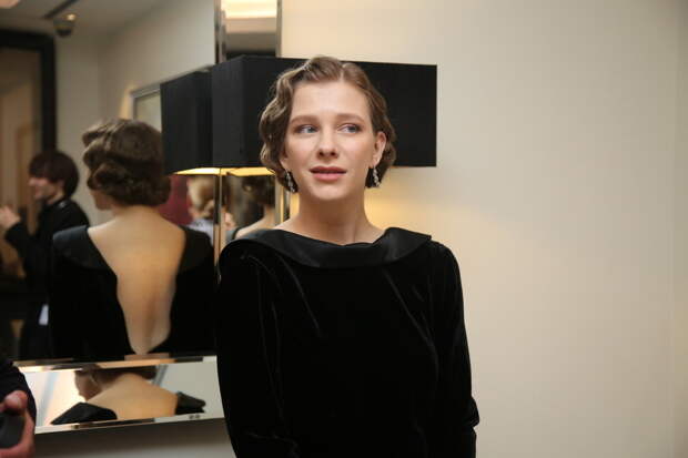 «Шурочка, я так тебя люблю»: Елизавета Арзамасова сообщила о трагедии в семье перед праздниками