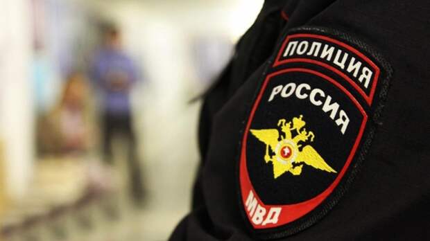 Чеченцы окружили отдел полиции в Москве, в котором прячется их родственница