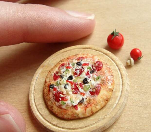 миниатюрные реалистичные скульптуры еды (15)