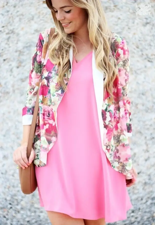 Жакет женский цветочный принт. Жакет с цветочным принтом. Пиджак в цветочек. Пиджак с принтом женский. Пиджак с цветочным принтом.