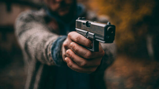 Угрожали оружием: преподавателя из Британии приняли за шпиона в Южной Корее