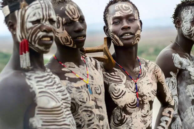 5 затерянных племен, которые живут вне цивилизации