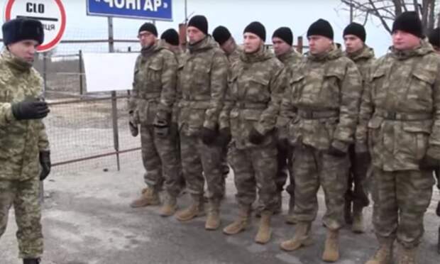 Добровольцы блокады Крыма облачаются в турецкую форму