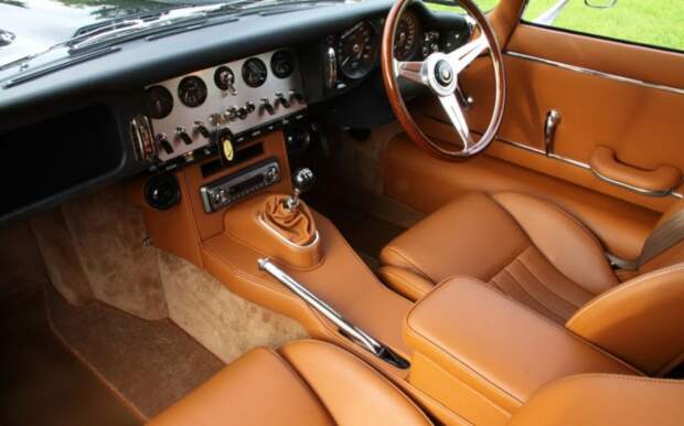 Шедевр автостроения по прозвищу “Элвис” Шедевр автостроения по прозвищу “Элвис” eagle, jaguar, олдтаймер