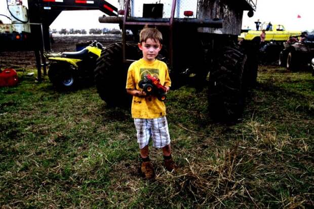 Фестиваль любителей грязи «Okeechobee Mudfest»