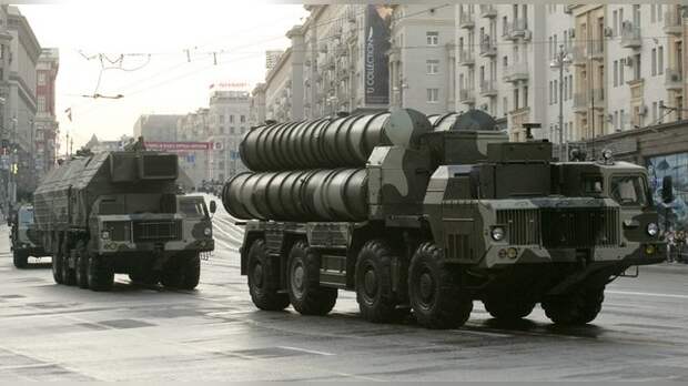 Пентагон пообещал «защищаться» от российских С-300 в Иране