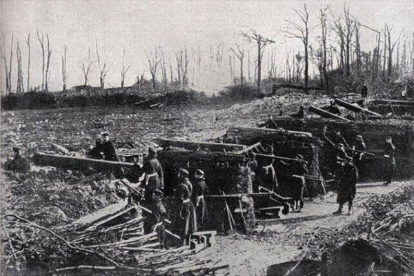 Германия — мощнейшая экономическая держава, но геополитически очень уязвима, и поэтому немцы никогда не знают, как им увязать эти две вещи (Запад и Восток) воедино с 1871 года