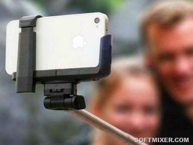054986100_1420791121-Tongsis_selfie__in.techradar.com_