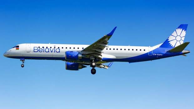 Cамолет авиакомпании Белавиа (Belavia)