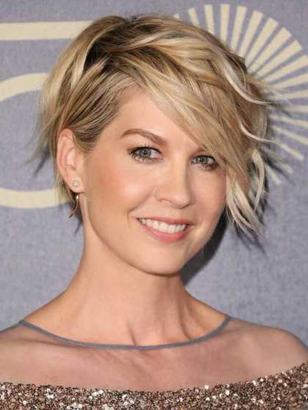 Hairstyles for Oval Faces Jenna Elfman's Edgy