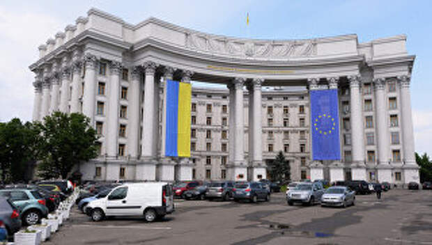Здание МИД Украины. Архивное фото