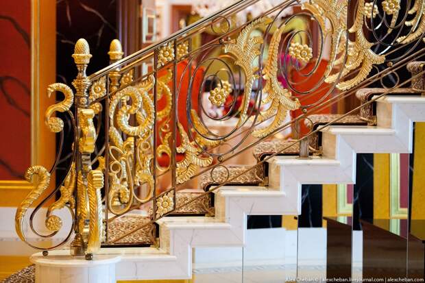 BurjAlArab17 Золото для шейхов и олигархов: самый дорогой номер в семизвездочном отеле Burj Al Arab