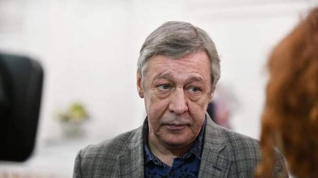 Продюсер Дзюник раскрыл, почему Михалков предложил помощь Ефремову