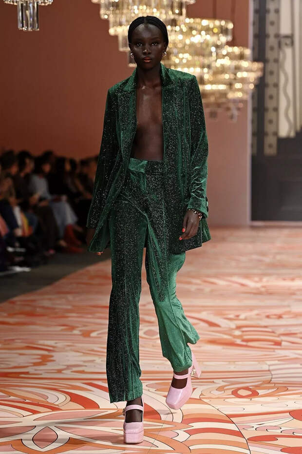 Alice Mccall Resort 22 4 Alice Mccall Resort 22 Collections 4