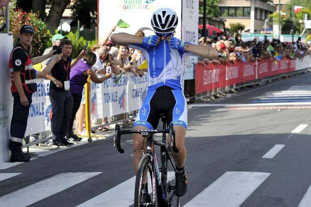 Elena Cecchini  (фото: Bettini Photo)