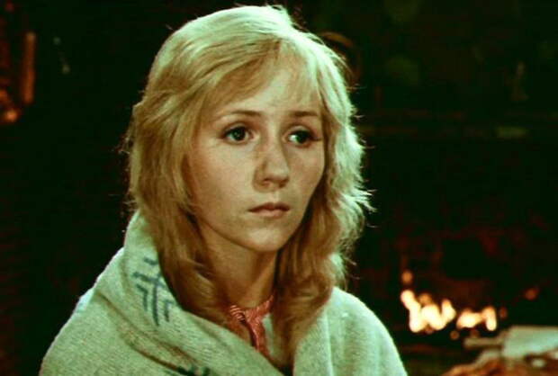 Карьера в кино и муж Апрель: жизнь и творчество падчерицы из «Двенадцать месяцев»