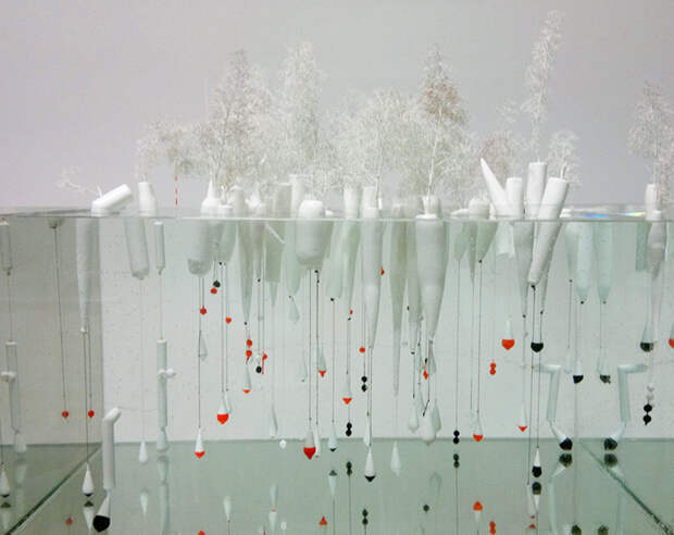 Именно произведение "В поисках габитуса" художника Хорхе Беккера стало главным вдохновением этого проекта.  Роттердам, идея, лес