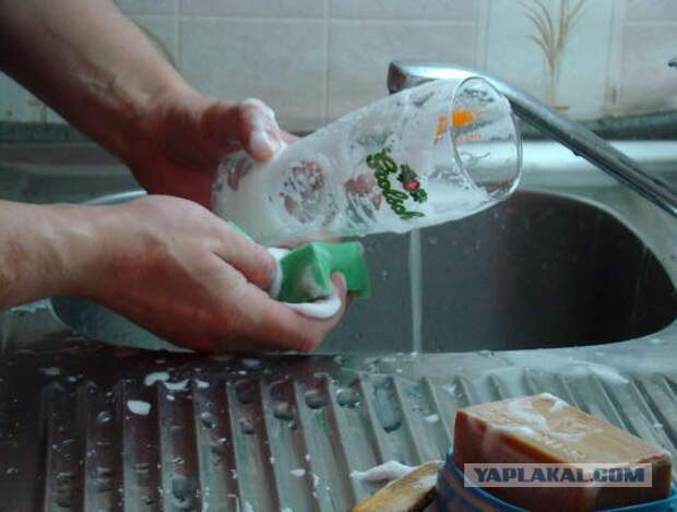Как правильно мыть пивной бокал