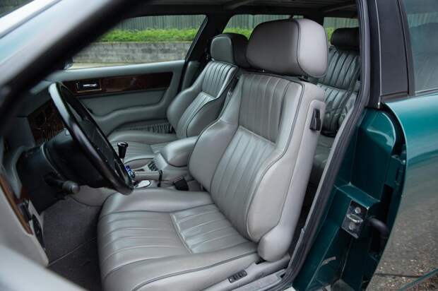 Aston Martin Virage Shooting Brake 1993 года
