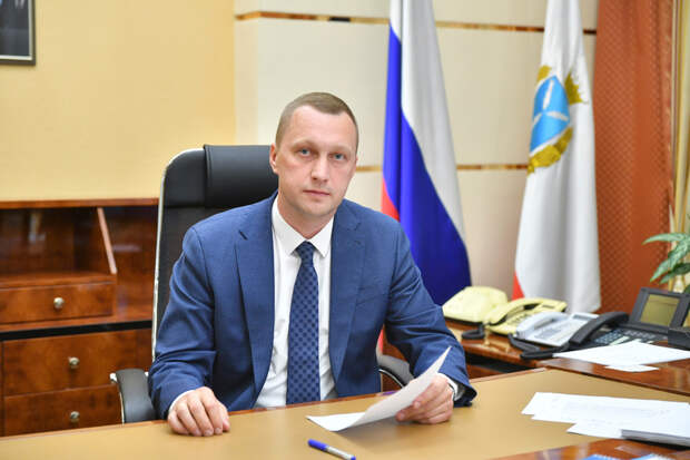 Роман Бусаргин рассказал о перспективах развития Саратовской области для молодых специалистов
