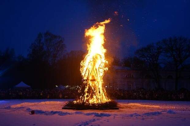 В Ленобласти совпали празднования Масленицы и китайского Нового года