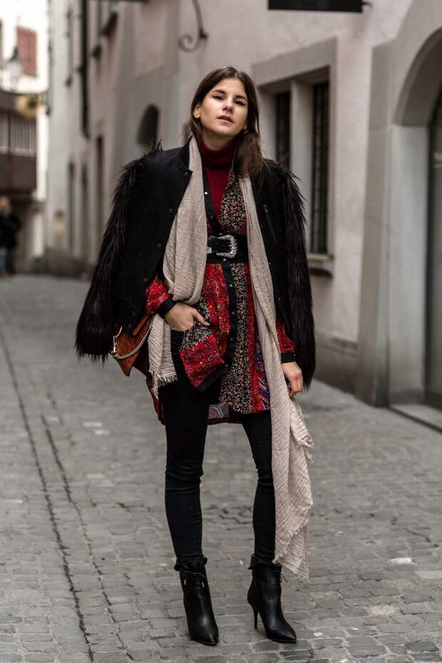 The-Fashion-Fraction-Swiss-Fashion-Blog-Winter-Outfit-Inspiration-Diesel-Patchwork-Dress-Tribeco-Ankle-Boots-Chloe-Faye-Croc-Emossed-Bag-Fur-Sleeve-Jacket-3