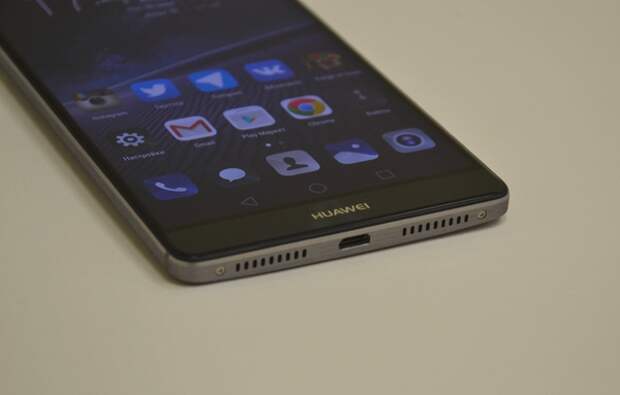 Huawei Mate 8: решетки