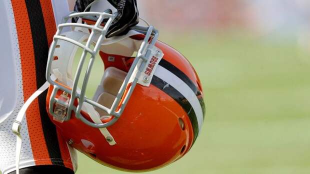 Cleveland Browns helmet