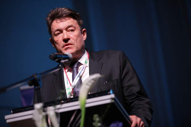 Онколог Каприн: в России 54% новых случаев рака приходится на женщин