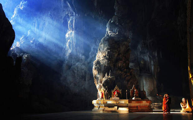 Пещера  Кяук Се, Мьянма